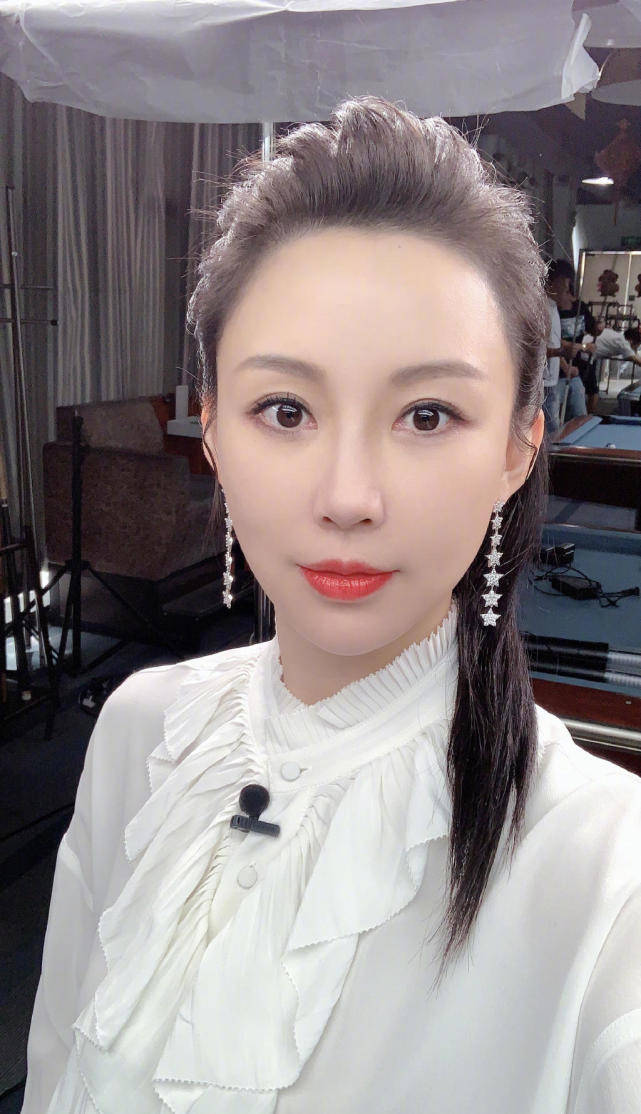 
潘晓婷正式入驻腾讯体育 一起见证“九球天后”的另一面-hth官网入口(图2)