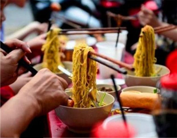 hth官网入口|
女人不喜欢你 难逃这三个体现(图2) 华体会体育hth官方网站