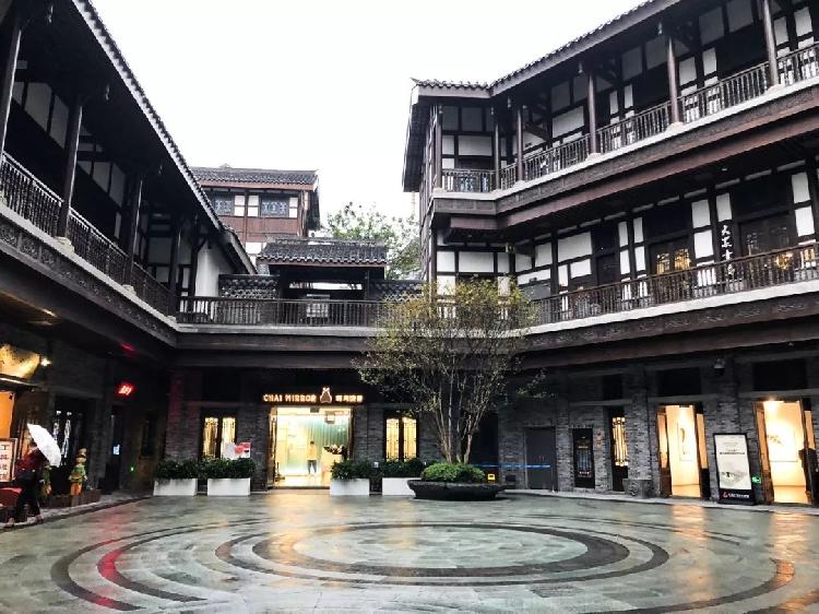 过了四十岁,不生孩子的女人将面临什么?以下“焦虑”无法挣脱-hth官网入口(图3) 华体会体育hth官方网站